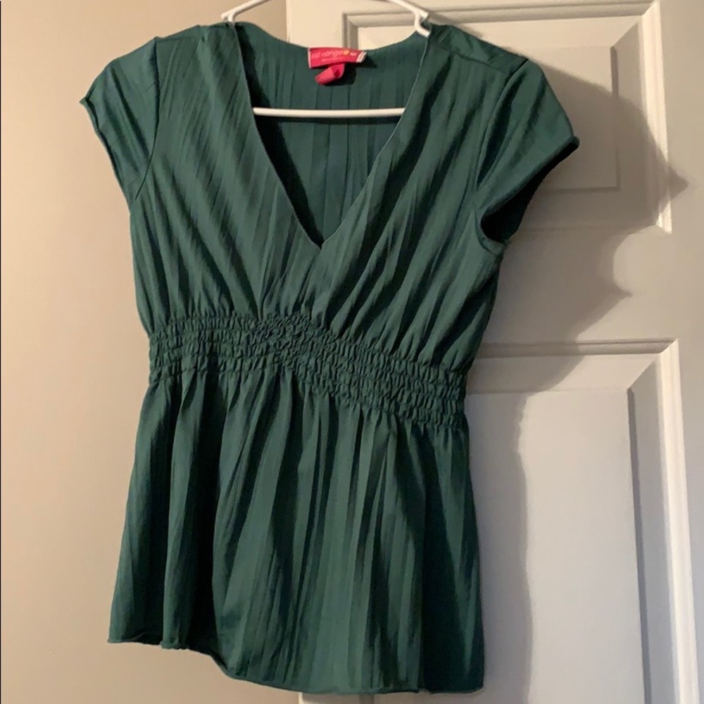 Green maternity shirt